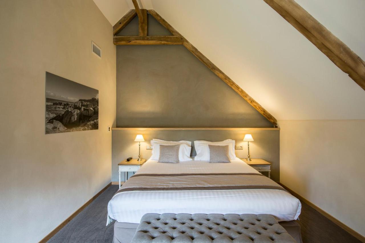 Hotel De L'Abbaye Le Tronchet  Buitenkant foto