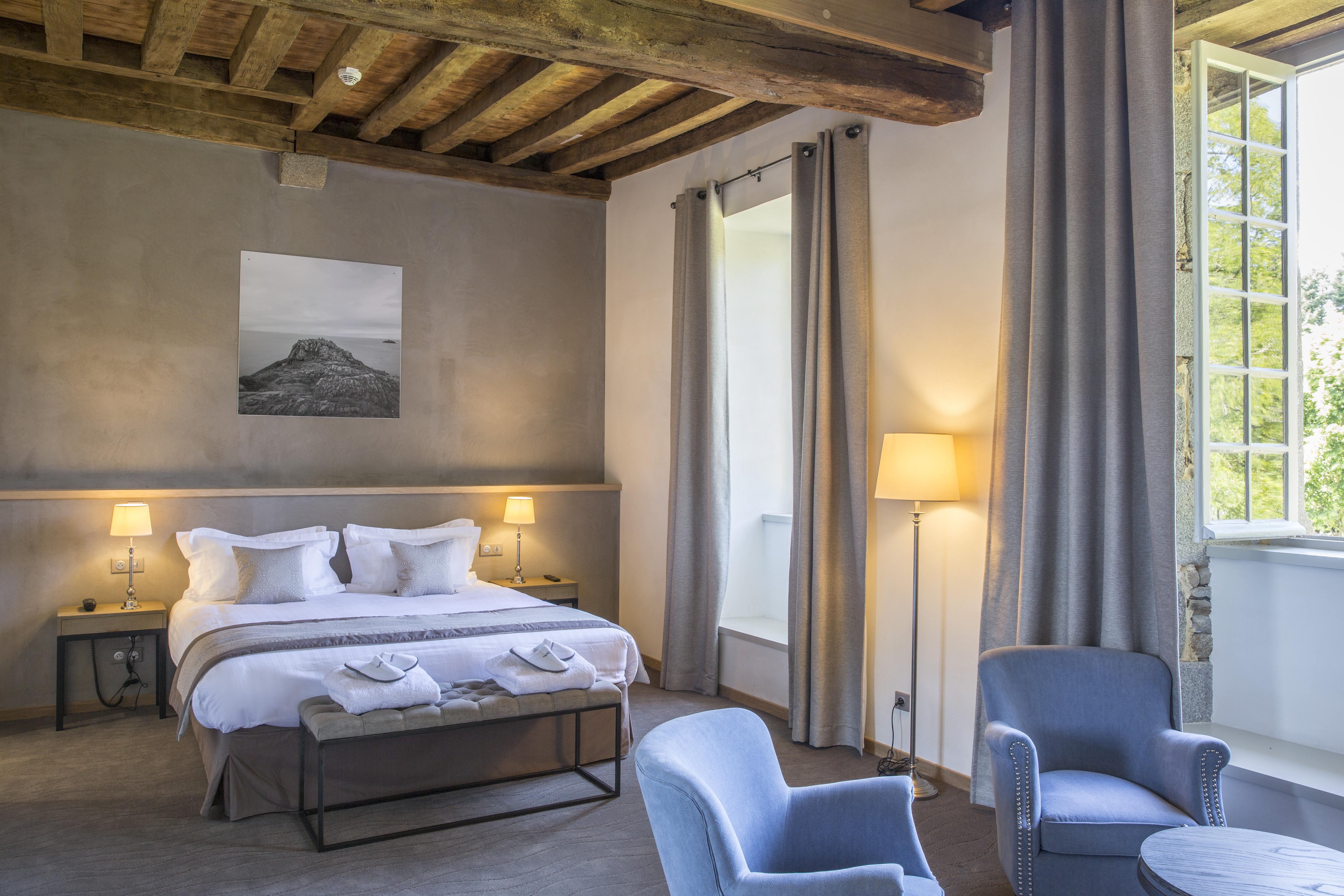 Hotel De L'Abbaye Le Tronchet  Buitenkant foto