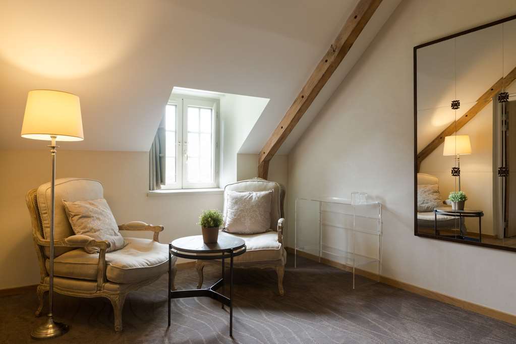 Hotel De L'Abbaye Le Tronchet  Kamer foto